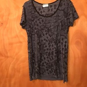 Flower and animal print top size xl